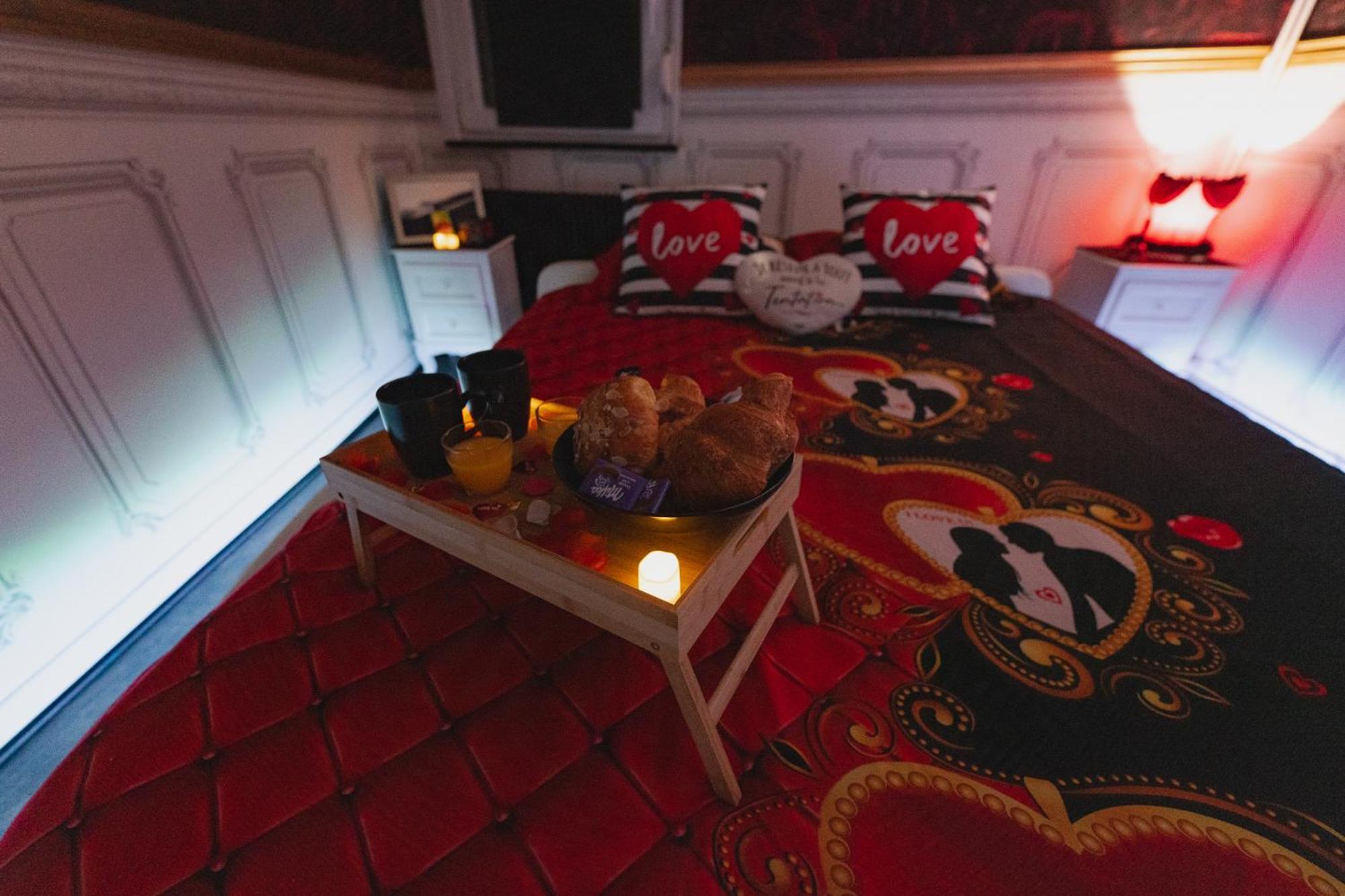 Bulle D'Amour , Une Nuit En Amoureux Thann Exterior foto